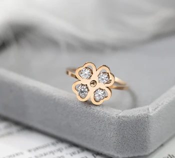 ЮН RUO 2018 нова мода отточна тръба на шарнирна връзка цвете розово злато пръстени цвят жените подарък партия титан стоманени бижута най-високо качество не изчезват