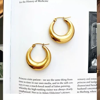 BOAKO Gold Color Chic Small Хоп Earrings Moon формата на сърце Thick Circle Loop Earrings for Women Solid Изявление, бижута на едро
