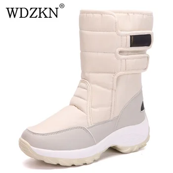 WDZKN 2019 Модни дамски зимни ботуши зимни топли обувки Дамски ботуши до средата на прасците на танкетке на платформата водоустойчив пухени зимни ботуши Botas Mujer