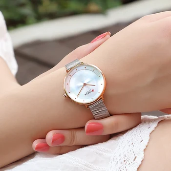 2018 CURREN дамски часовници е от неръждаема стомана луксозни рокля часовници дамски кварцов механизъм аналогов водоустойчив часовник Montre Femme