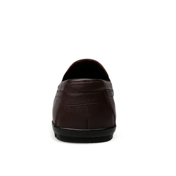 Мъжки модни обувки от естествена кожа, Slip on Male Luxury Soft Leather Krasovki маратонки марка Man Casual Boat Loafers Big Size