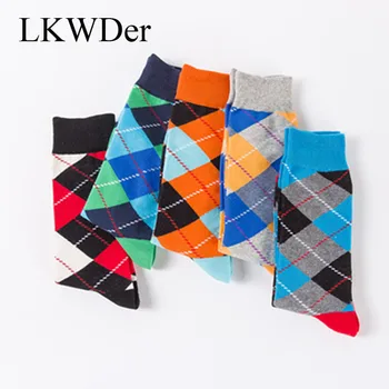 LKWDer 5 двойки мъже голям размер чорапи EUR41-46 есен Wwinter мода прилив на късмет чорапи каре наклон цвят на личността памучни чорапи