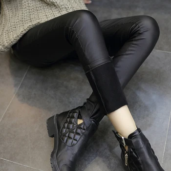 Кожени панталони жени изкуствена кожа зима плюс кадифе гамаши жени носят черни панталони Женски Субсветовые панталони 183C70