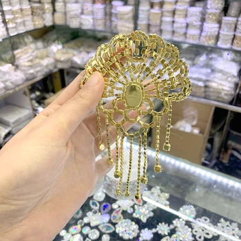 Форма на цвете кристално чист AB кристал апликация на рамото верига с пискюл златното основата на сватбена рокля декорации DIY шиене на камък