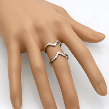 Мода титан стомана бижута симетричен триъгълник кухи пръстени Bague 18 мм широка изявление златист цвят пръстен за жени Anillos