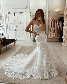 Бели сватбени рокли на русалка слонова кост дантелени апликации скъпа спагети бретельки сватбени рокли с дълъг влак Реколта 2021