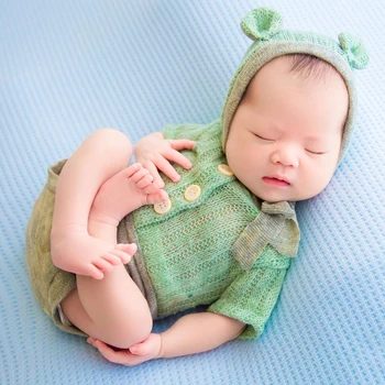 Новородени снимки подпори екипировки 2 елемента детски бебета шапка, гащеризон Гащеризон набор от новородените бебета костюм