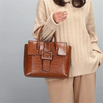 Луксозни дизайнерски ежедневни дамски чанти Мъкна Модни дамски чанти от естествена кожа с каменен модел дамска чанта Bolsos De Mujer