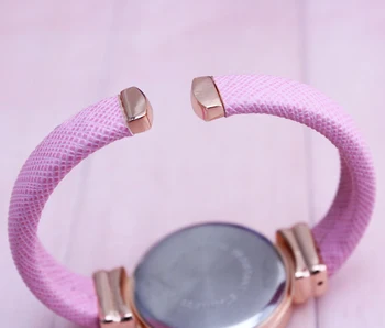 нов топ Марка за жените момичета да изглеждат гъвкава еластична каишка гривна часовник rose gold всички цифрови студентите ежедневни часовници за приятелка