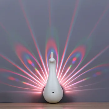 Творчески Паун Проекционная Лампа На Дистанционното Управление Цветни Led Фон Лека Нощ, С Монтиран На Стената Лампа Home Deco За Спални