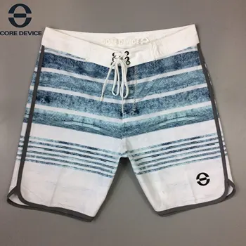 2018 лятото на нов камуфлаж шарени стил участък плажни шорти за мъже Spendex тънък водоустойчив дишащ голям е размерът на ежедневните панталони