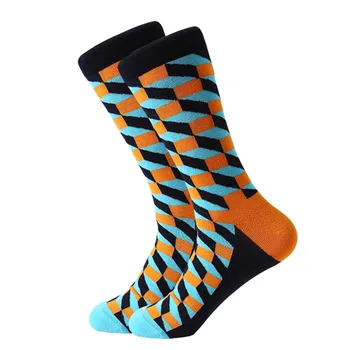 MYORED 10 чифта / Лот мъжки Sokken Calcetines de hombre мулти-цветна есен зима дълги смешни високо качество на човек подарък чорапи