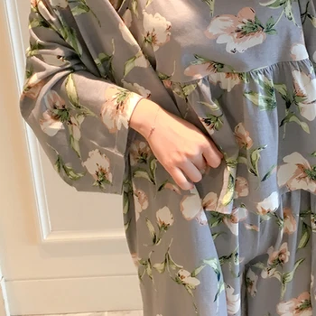 жени 3 бр пижами и комплекти 2019 пролет и лято мебели носят секси дамски пижами и комплекти нощница + халат + панталони Дамски пижами