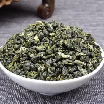Китай Юнан зелен чай ча истинска органични Пролет Би Ло Чун чай ча Чун за здраве отслабнете Чай