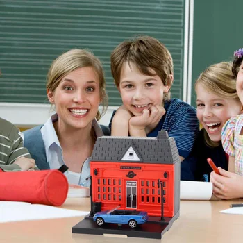 Смешни САМ Mini City Street View Kit 1pcs House Model with Светлини + 1pcs Alloy Die-Cast Vehicle for Children Kids Christmas Gifts