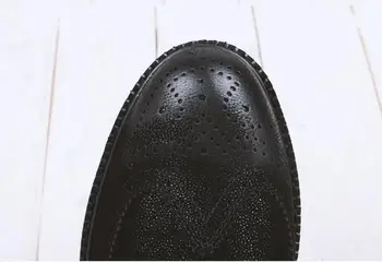 2020 италиански модерен стил zapatillas transpirablest официална естествена кожа дишаща мъжки Оксфорд обувки Бизнес обувки Обувки