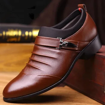Черна висококачествена ниска горна мъжки модельная обувки пролет Slip-on мъжки Бизнес обувки на равна подметка есен мъжки тоалети обувки