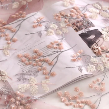 1 двор / лот 130 см розово лилаво пайети 3D бродерия цветя окото лейси плат направи си сам сватбена рокля на дизайнер, ръчно изработени сам плат