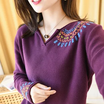 2021 нов стил лилаво черно червено свободен v образно деколте вязаный пуловер пуловер жени с дълъг ръкав бродирани основните зимни върхове риза C475