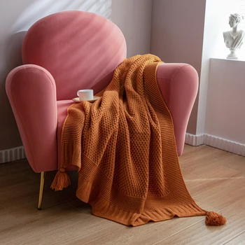 Regina 2020 мода е Супер меки вязаный одеяло скала ивица пискюл дизайн жените хвърлят одеяло легло разтегателен капак шал Хвърля