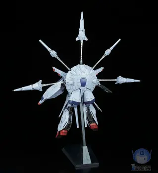 Оригинален Bandai MG 1/100 Небесният император Божията воля Gundam Seed Providence Normal Edition Assembly Action Brinquedos модел на кукла