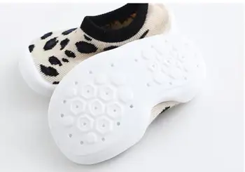Kid Бебе Леопард Soft Bottom newborn shoes нескользящие подови чорапи плътен цвят Toddle Момиче Момче Обувки с прозрачна гумена подметка