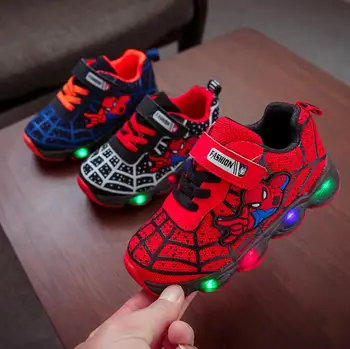 Децата Ежедневни обувки светещи маратонки момче момиче Спайдърмен LED Light Up Shoes блясък, С лек Детски обувки децата led маратонки