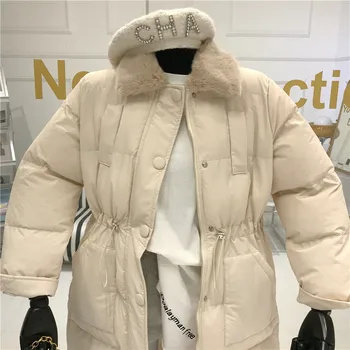 Сгъстено памук-ватник дамски дългата зима 2020 Нова мода кожа яка памук яке дантела на талията памук яке