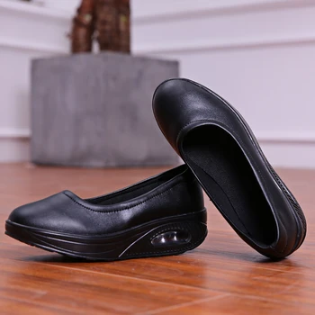 Дамски вулканизированная обувки плоски обувки на платформа ежедневни комфорт малки обувки Мода Разклати плат грижи обувки, маратонки за жени