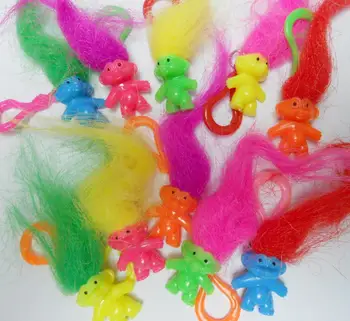8 pc Colorful Лъки Troll 2.5 cm Plastic clip Birthday Party Забавни Favor game Vending Gift Pinata Bag Filler Loot не мога да понасям новост