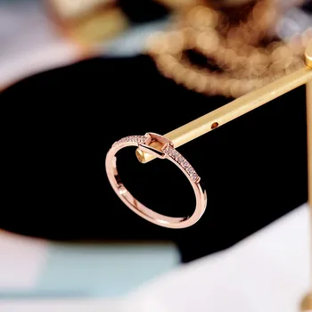 ЮН RUO rose gold цвят на мода титан стомана мозайка Циркон Кристал геометричен годежен пръстен Жена на бижута, Годеж никога няма да изчезне