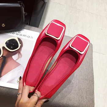 2020 Fashion Flats for Women Boat Shoes Brand Women Flats Soft Slip on Casual Shoes A1929